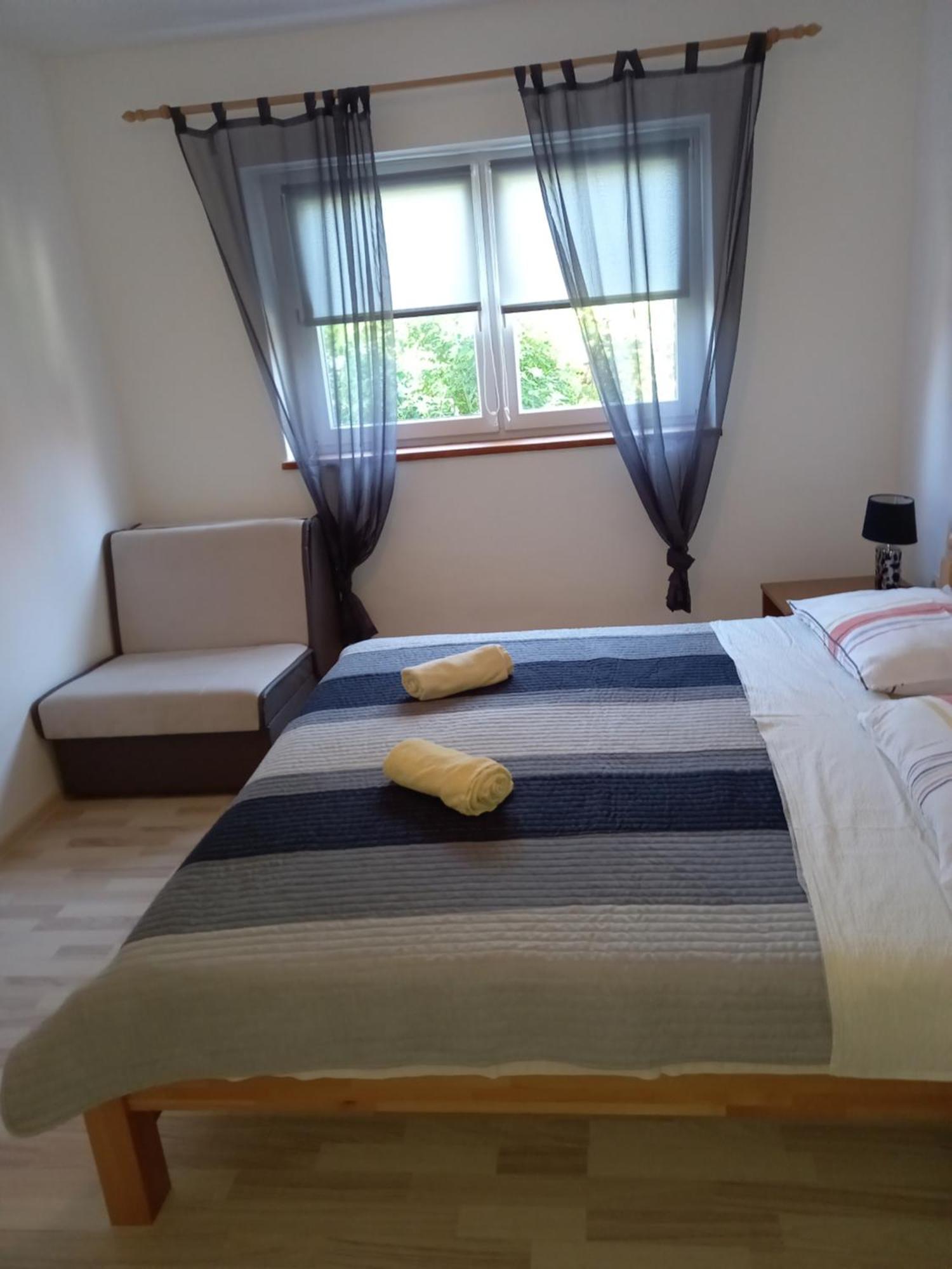 דירות סמולג'אנאק Apartman Filip מראה חיצוני תמונה